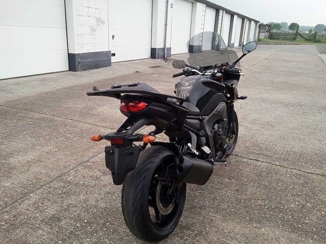 Yamaha - fz8 - motorfiets - afbeelding 6 van  12