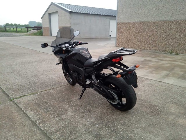 Yamaha - fz8 - motorfiets - afbeelding 8 van  12