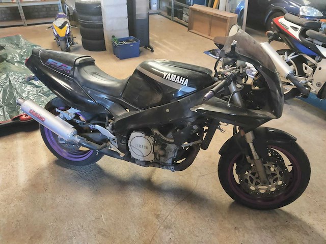 Yamaha - fzr1000 - motorcycle - afbeelding 4 van  11