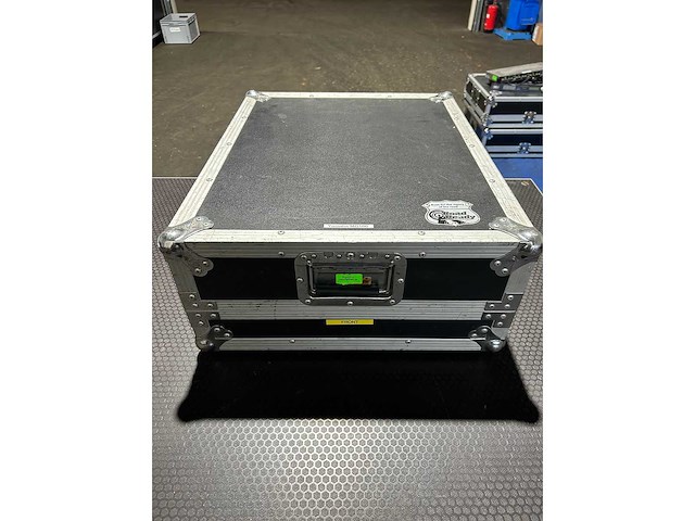 Yamaha - mg166c - analog mixing console yamaha - afbeelding 1 van  3