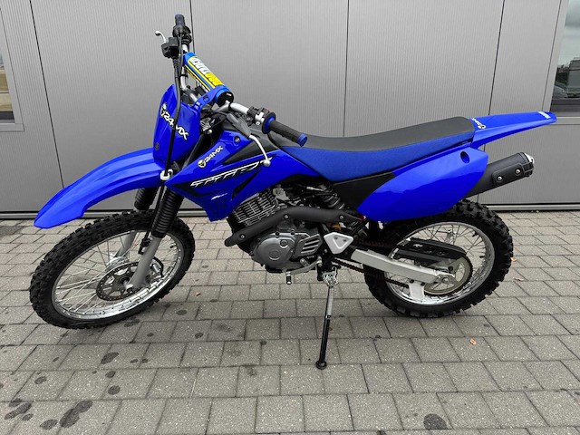 Yamaha - motorised scooter - afbeelding 1 van  10