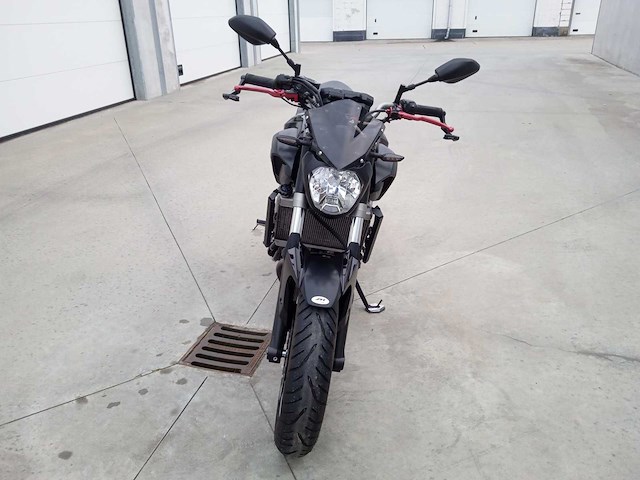 Yamaha - mt 07 - motorfiets - afbeelding 13 van  15