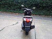 Yamaha - n max 125 - motorfiets - afbeelding 2 van  12