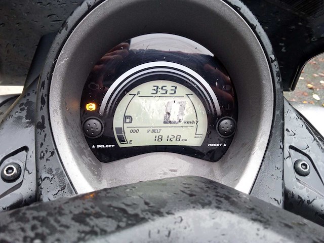 Yamaha - n max 125 - motorfiets - afbeelding 11 van  12