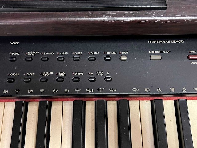 Yamaha - pdp-100 - digitale piano / elektrische piano (consolemodel) - afbeelding 3 van  20