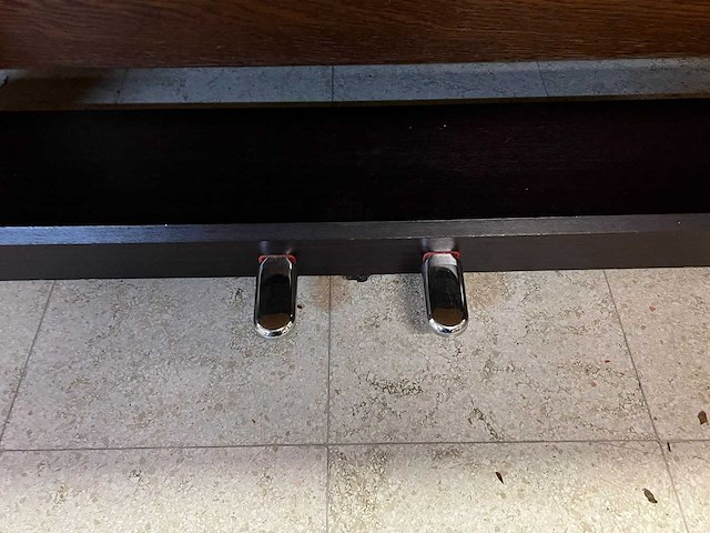 Yamaha - pdp-100 - digitale piano / elektrische piano (consolemodel) - afbeelding 20 van  20