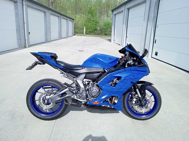 Yamaha - r 7 - motorfiets - afbeelding 1 van  13