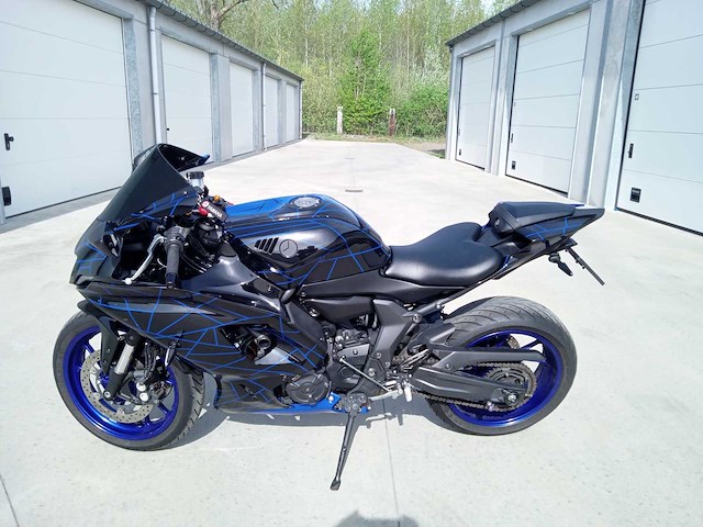 Yamaha - r 7 - motorfiets - afbeelding 6 van  13