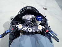 Yamaha - r1 - motorfiets - afbeelding 11 van  11