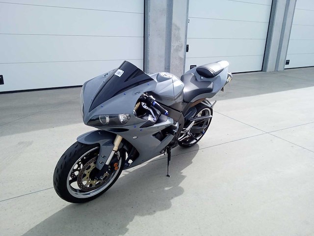 Yamaha - r1 - motorfiets - afbeelding 5 van  11