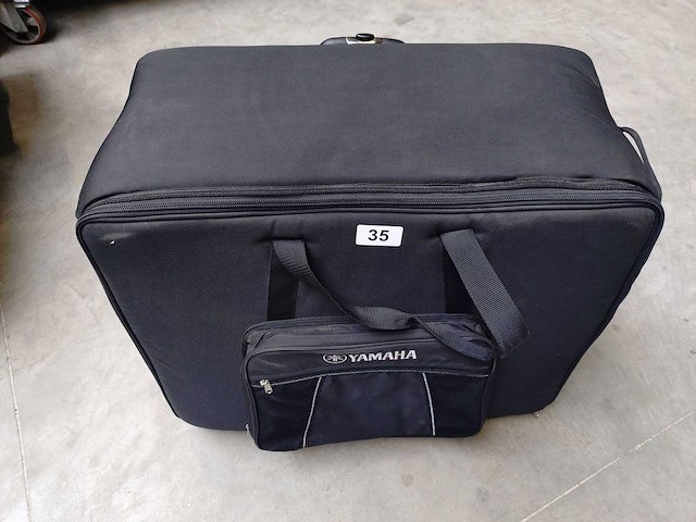 Yamaha - stagepas 600i - portable pa system with 2 speakers - afbeelding 6 van  6