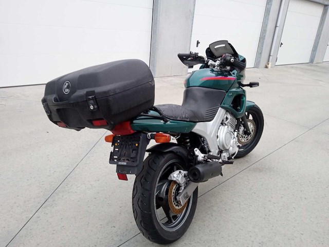 Yamaha - tdm 850 - motorfiets - afbeelding 6 van  9