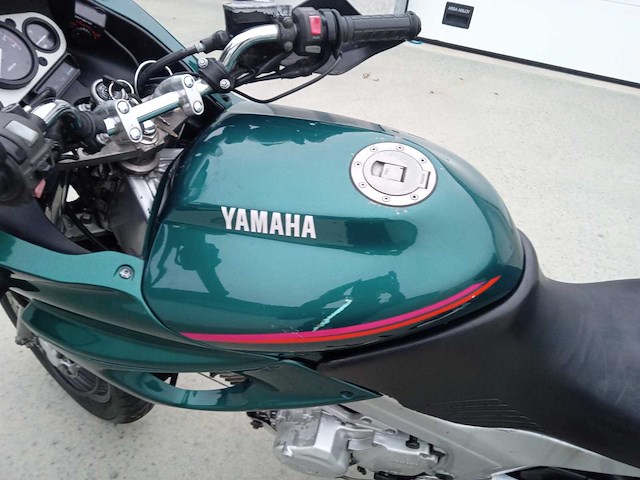 Yamaha - tdm 850 - motorfiets - afbeelding 8 van  9