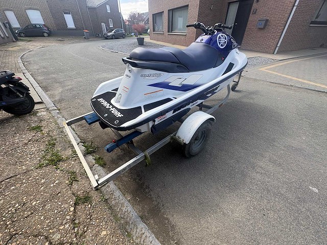 Yamaha - waverunner - gp 1200 - jetski - afbeelding 11 van  17