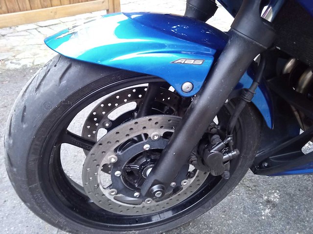 Yamaha - xj6f - motorfiets - afbeelding 3 van  13