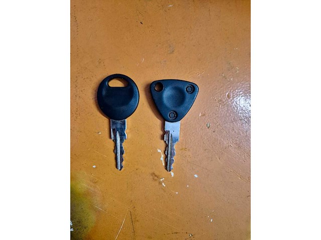 Yamaha airox 2-zit - 4 takt motorfiets - afbeelding 11 van  18