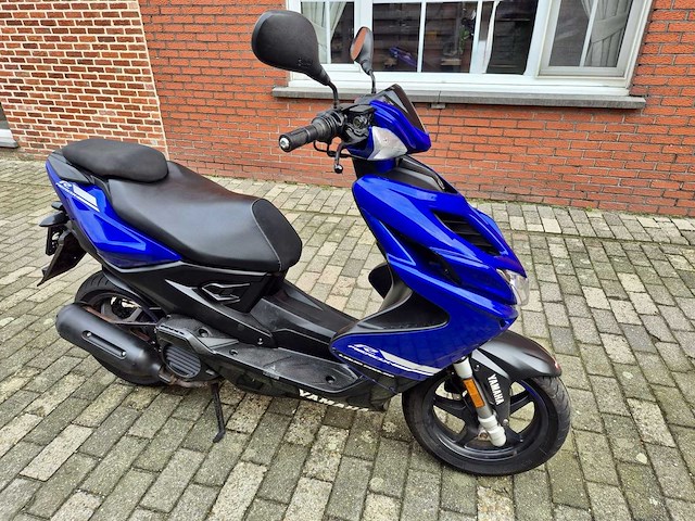 Yamaha airox 2-zit - 4 takt motorfiets - afbeelding 12 van  18