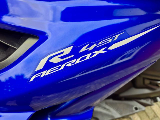 Yamaha airox 2-zit - 4 takt motorfiets - afbeelding 1 van  20