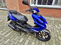 Yamaha airox 2-zit - 4 takt motorfiets - afbeelding 11 van  20