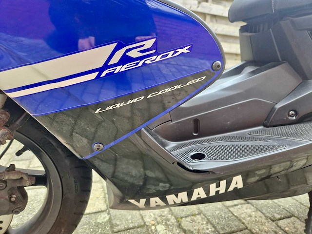 Yamaha airox 2-zit - 4 takt motorfiets - afbeelding 13 van  20