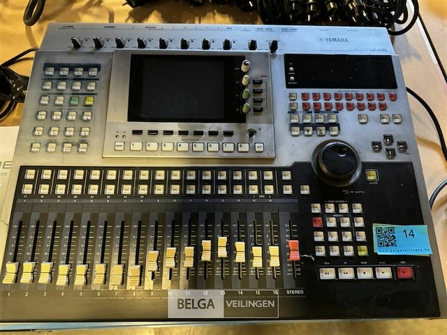 Yamaha aw4416 audio workstation - afbeelding 1 van  11