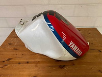 Yamaha brandstoftank / benzinetank (beschadigd) - afbeelding 9 van  10