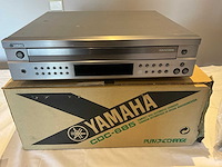 Yamaha cdc-685 cd-wisselaar - afbeelding 1 van  4