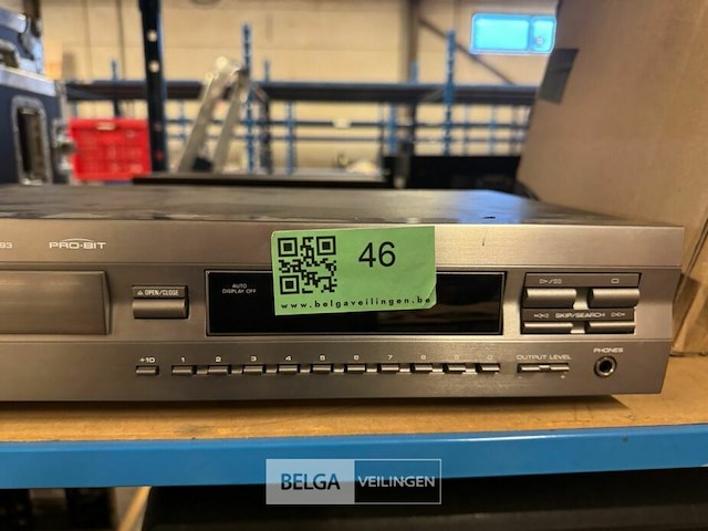 Yamaha cdx-583 disc player - afbeelding 2 van  5