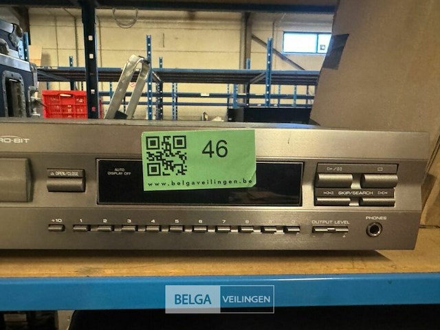 Yamaha cdx-583 disc player - afbeelding 3 van  5