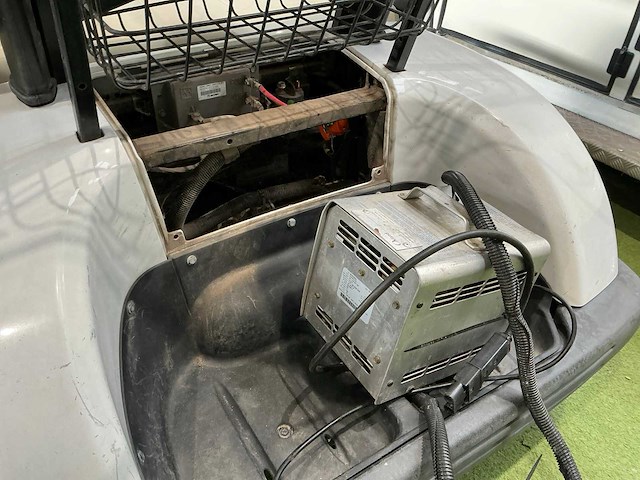 Yamaha golfkar - afbeelding 7 van  8