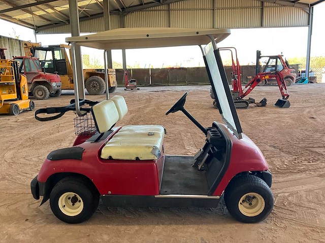 Yamaha golfkar - afbeelding 12 van  15