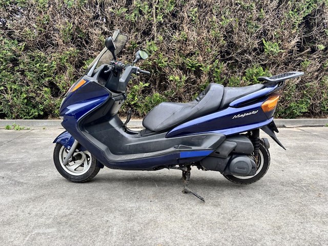 Yamaha majesty 250 - afbeelding 1 van  15