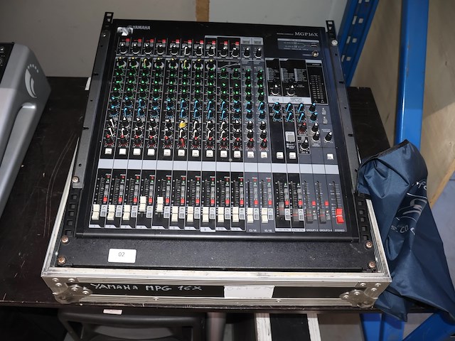 Yamaha mengpaneel - afbeelding 1 van  6