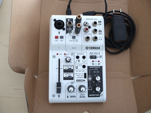 Yamaha monitor (x2) - afbeelding 4 van  7