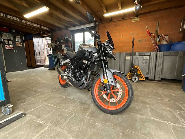Yamaha mt-125 re29 motorfiets - afbeelding 10 van  13