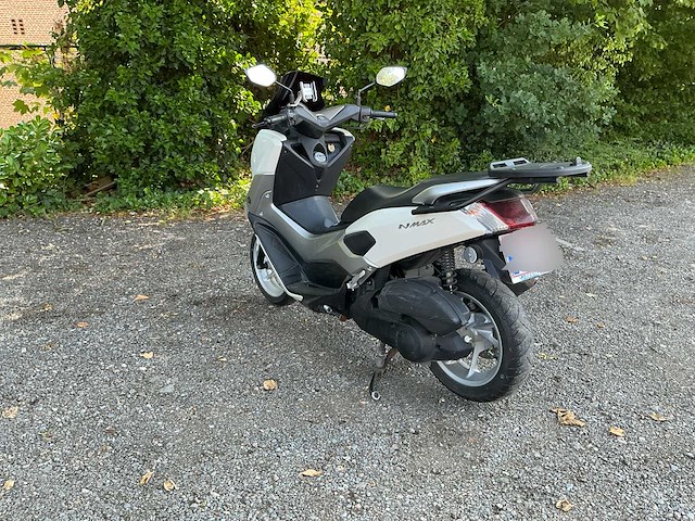Yamaha n max se93 motorfiets - afbeelding 11 van  17