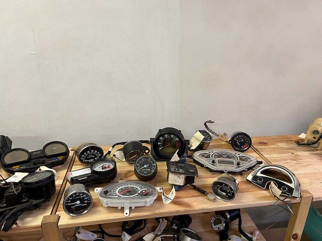 Yamaha partij snelheidsmeters / dashboards (diverse modellen) (21x) - afbeelding 3 van  9