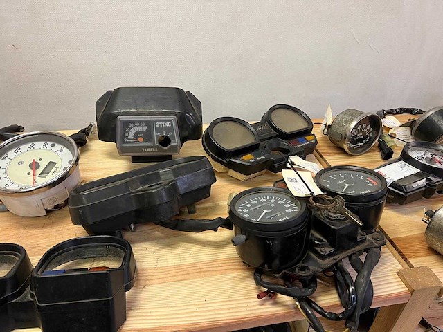 Yamaha partij snelheidsmeters / dashboards (diverse modellen) (21x) - afbeelding 7 van  9