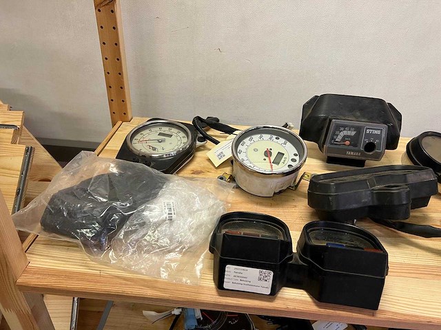 Yamaha partij snelheidsmeters / dashboards (diverse modellen) (21x) - afbeelding 8 van  9