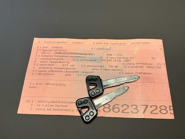 Yamaha r6 met akrapovic motorfiets - afbeelding 11 van  20