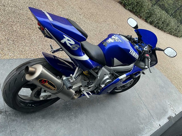 Yamaha r6 met akrapovic motorfiets - afbeelding 17 van  20