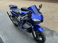 Yamaha r6 met akrapovic motorfiets - afbeelding 18 van  20