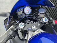 Yamaha r6 met akrapovic motorfiets - afbeelding 20 van  20