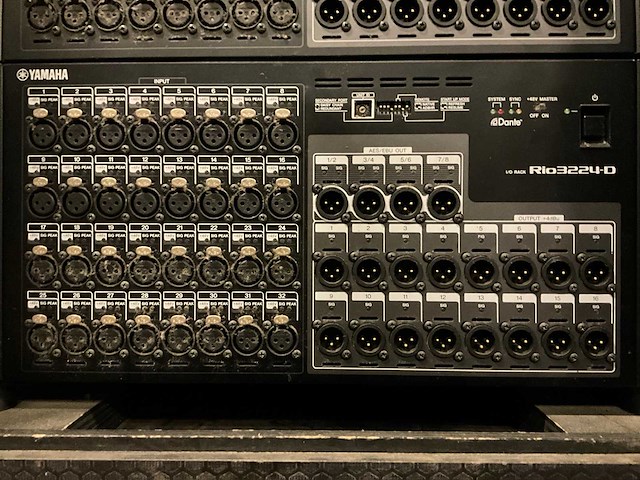 Yamaha rio3224 stagebox - afbeelding 1 van  3