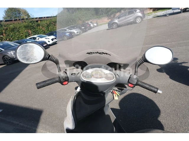 Yamaha scooter (vin:vtlse066000038227) - afbeelding 9 van  34