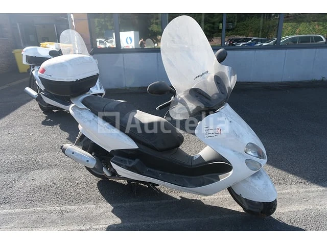 Yamaha scooter (vin:vtlse066000038227) - afbeelding 1 van  34
