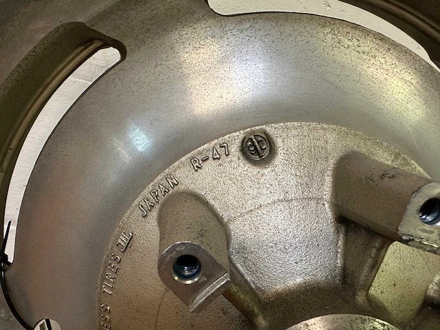 Yamaha vmx1200 achterwiel / velg - afbeelding 4 van  5