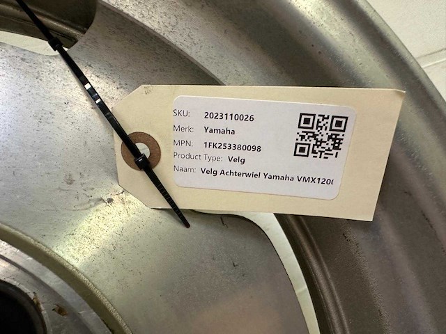 Yamaha vmx1200 achterwiel / velg - afbeelding 5 van  5
