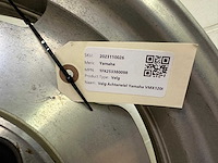 Yamaha vmx1200 achterwiel / velg - afbeelding 5 van  5