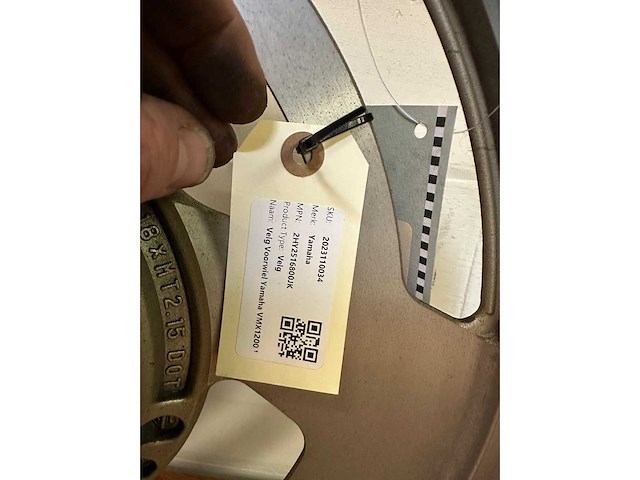 Yamaha vmx1200 velg voorwiel - afbeelding 4 van  4
